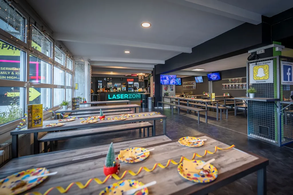 Bielefeld Lasertag chill area in der LaserZone